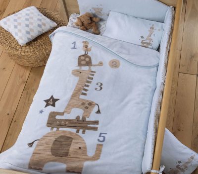 ΒΡΕΦΙΚΗ ΚΟΥΒΕΡΤΑ ΑΓΚΑΛΙΑΣ FAVORITE TOYS 75×100 | NEF-NEF Homeware